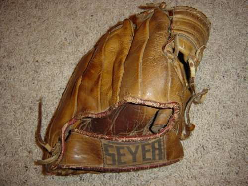 Guillermo Lopez Seyer 274 Back - Mexico